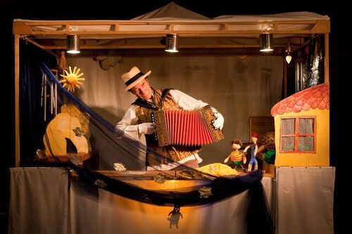 Petits bruits du bout des doigts - Bon voyage - Spectacle de marionnettes et musical jeune public